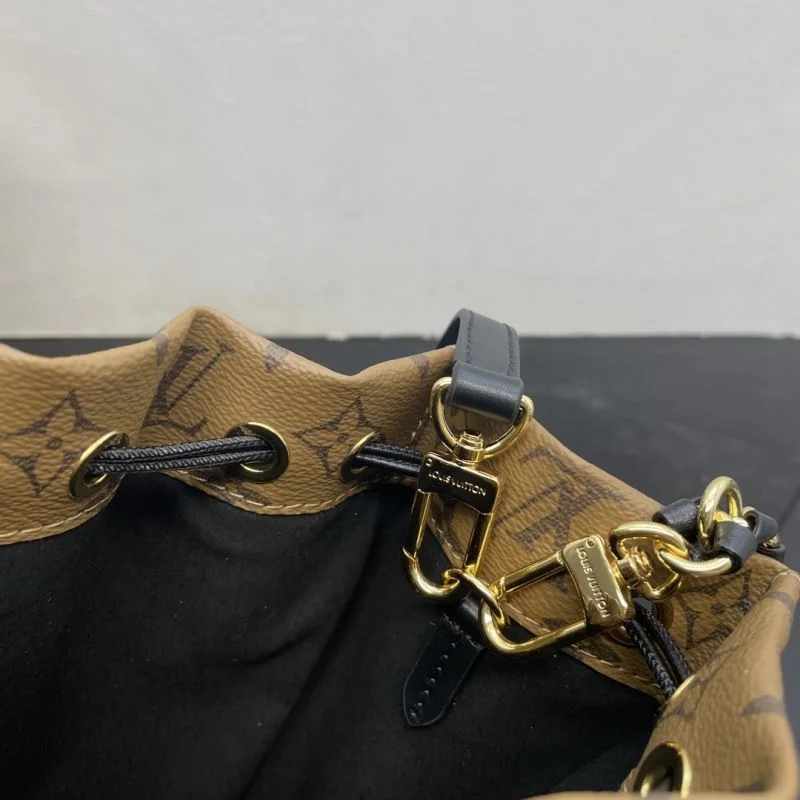 Affordable Louis Vuitton Bucket Bags 41803