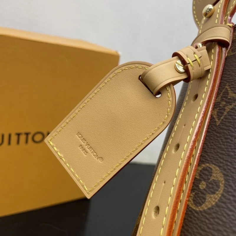 Louis Vuitton Bucket Bags Refined 41640