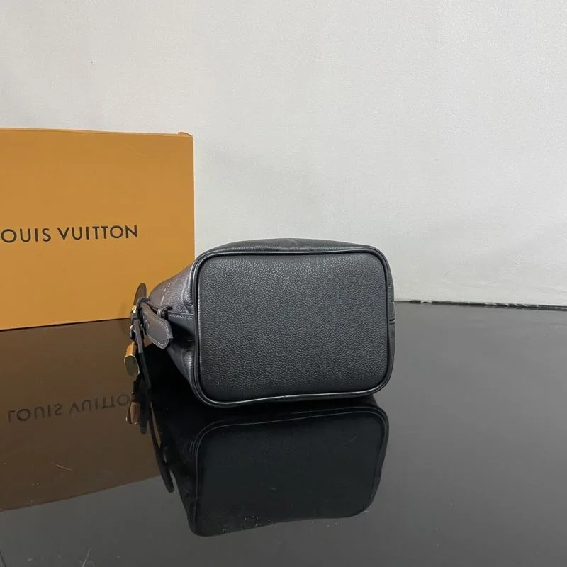 Comfortable Louis Vuitton Bucket Bags 41646