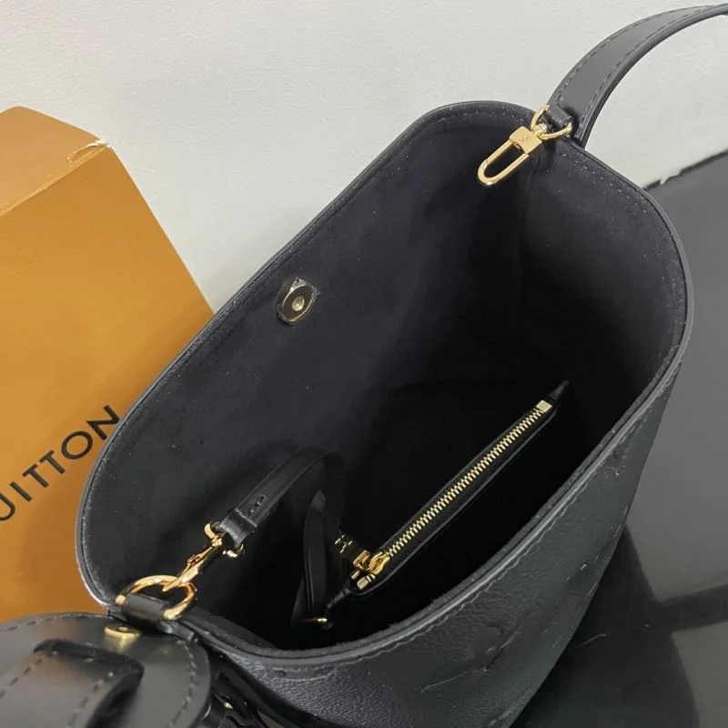Comfortable Louis Vuitton Bucket Bags 41646