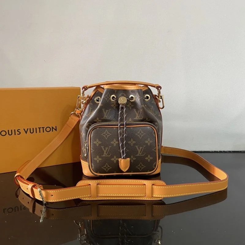 SoftTouch Louis Vuitton Bucket Bags 41637