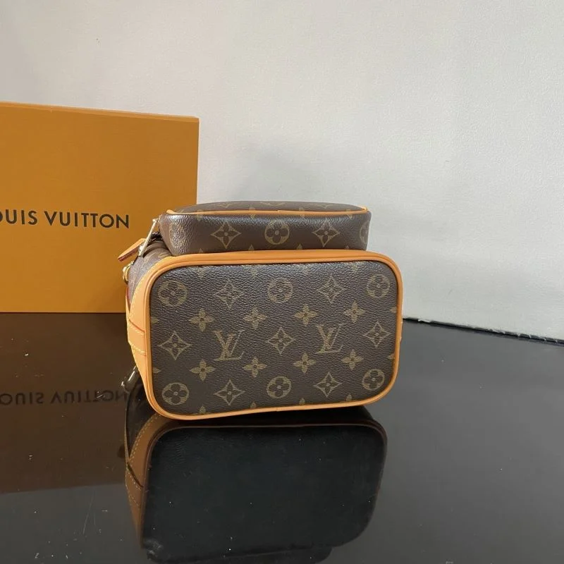SoftTouch Louis Vuitton Bucket Bags 41637
