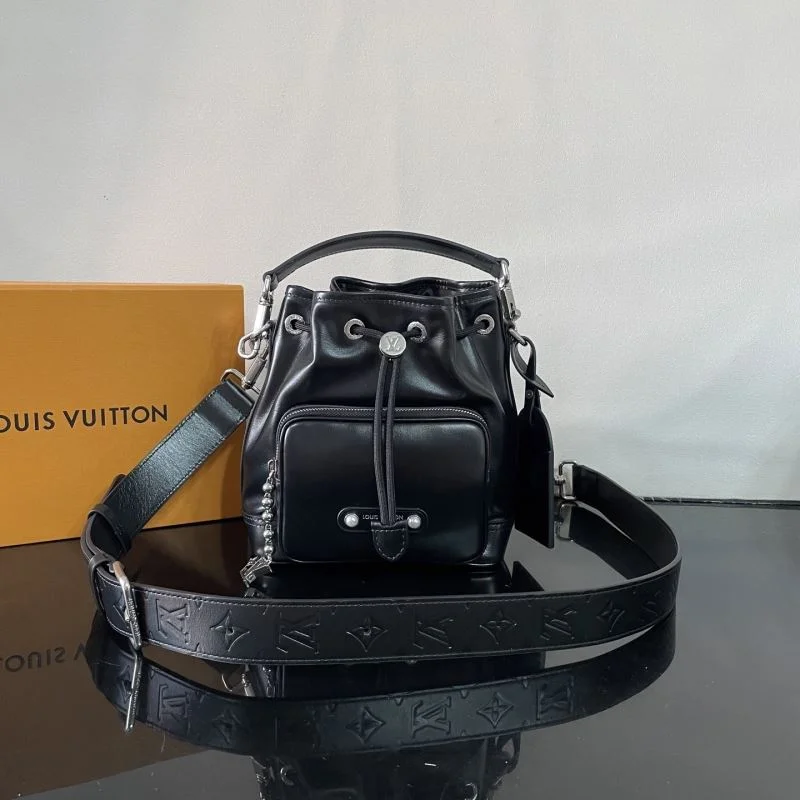 Fashionable Louis Vuitton Bucket Bags 41634