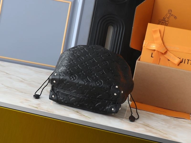 Louis Vuitton Bucket Bags Sustainable 88634