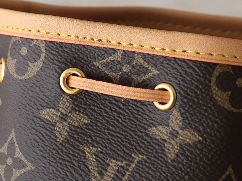 Louis Vuitton Bucket Bags Refined 88635
