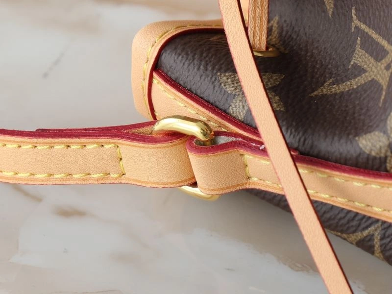 Louis Vuitton Bucket Bags Refined 88635