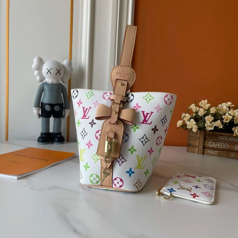 Louis Vuitton Bucket Bags EyeCatching 88633