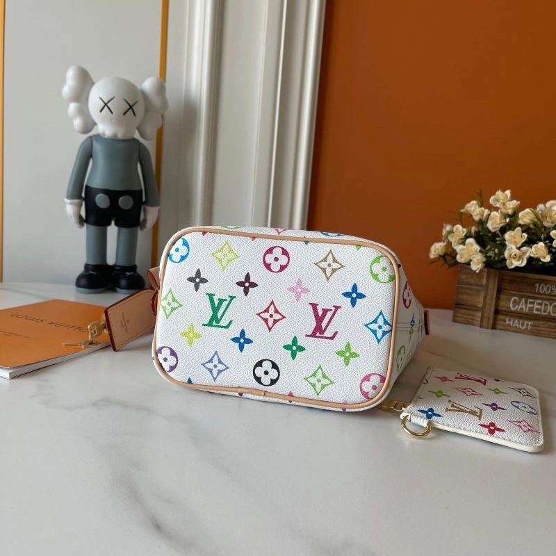 Louis Vuitton Bucket Bags EyeCatching 88633