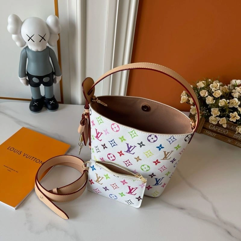 Louis Vuitton Bucket Bags EyeCatching 88633