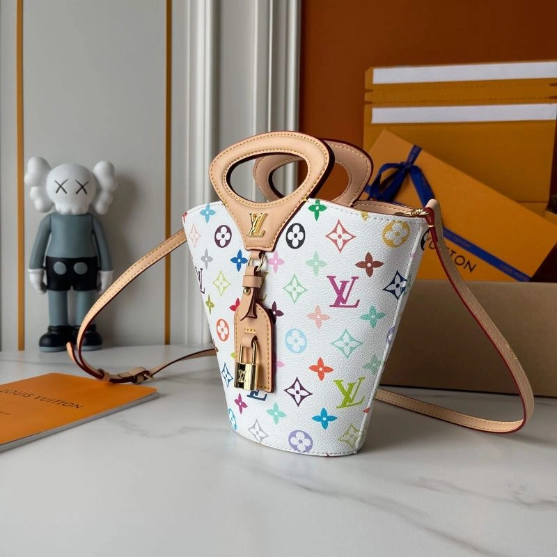 Compact Louis Vuitton Bucket Bags 88632