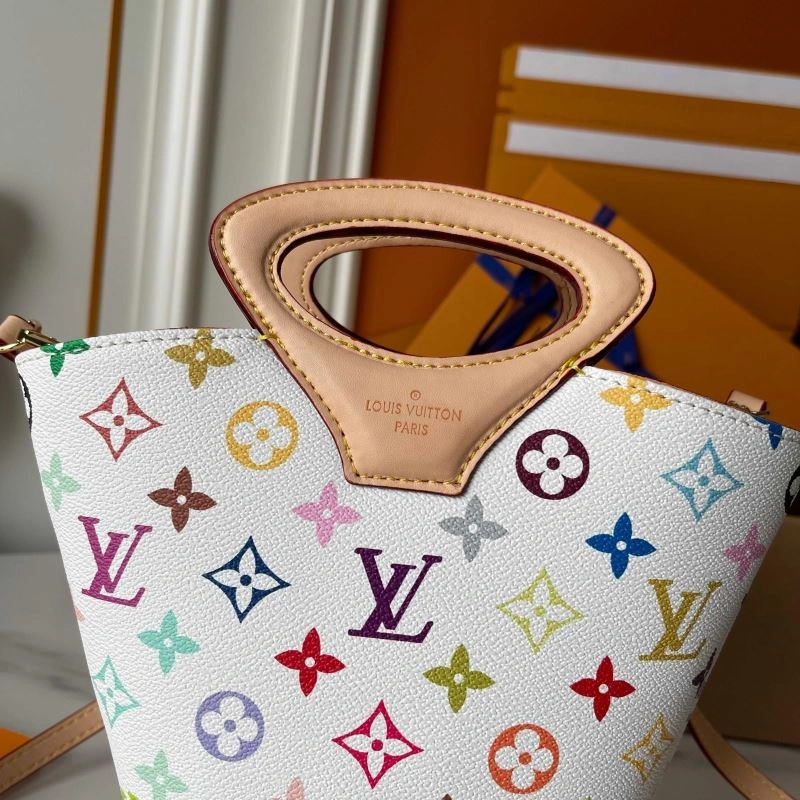 Compact Louis Vuitton Bucket Bags 88632