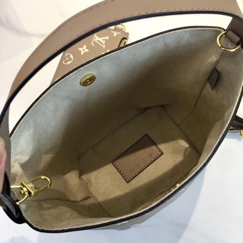 Louis Vuitton Bucket Bags Sleek 88645