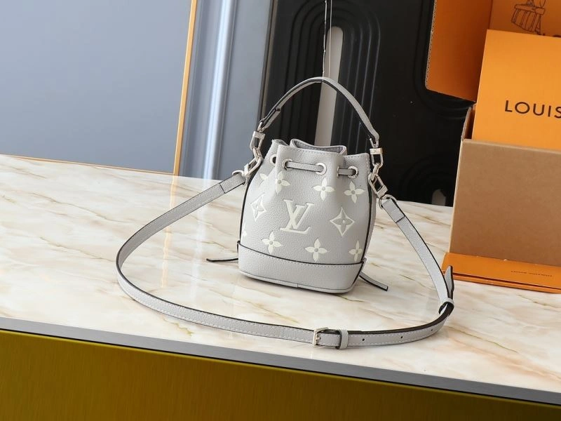 Sustainable Louis Vuitton Bucket Bags 88628