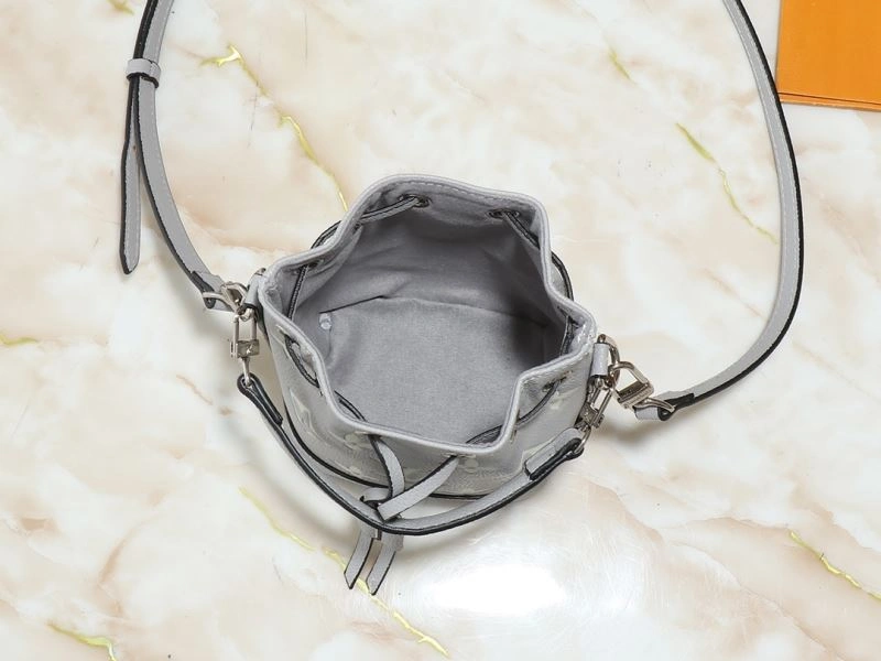 Sustainable Louis Vuitton Bucket Bags 88628