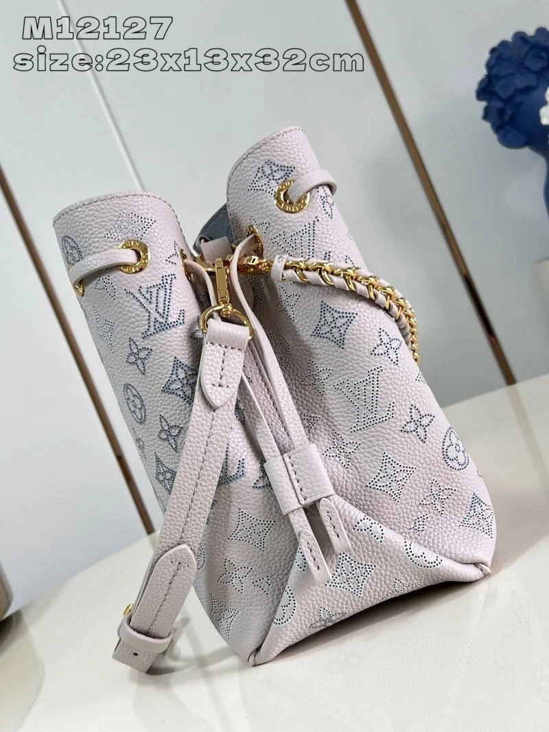 Louis Vuitton Bucket Bags Sleek 41455