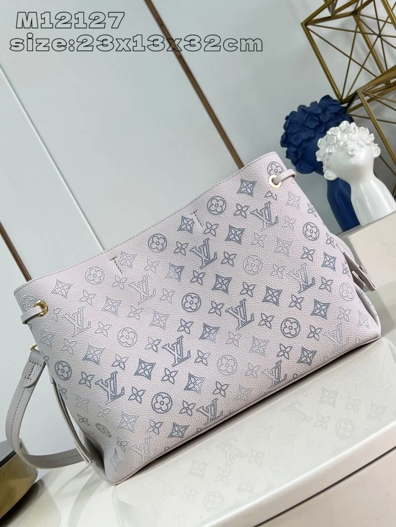 Louis Vuitton Bucket Bags Sleek 41455