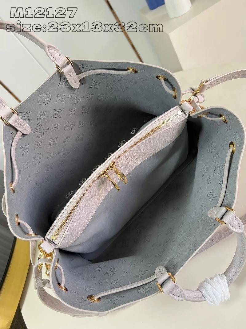 Louis Vuitton Bucket Bags Sleek 41455