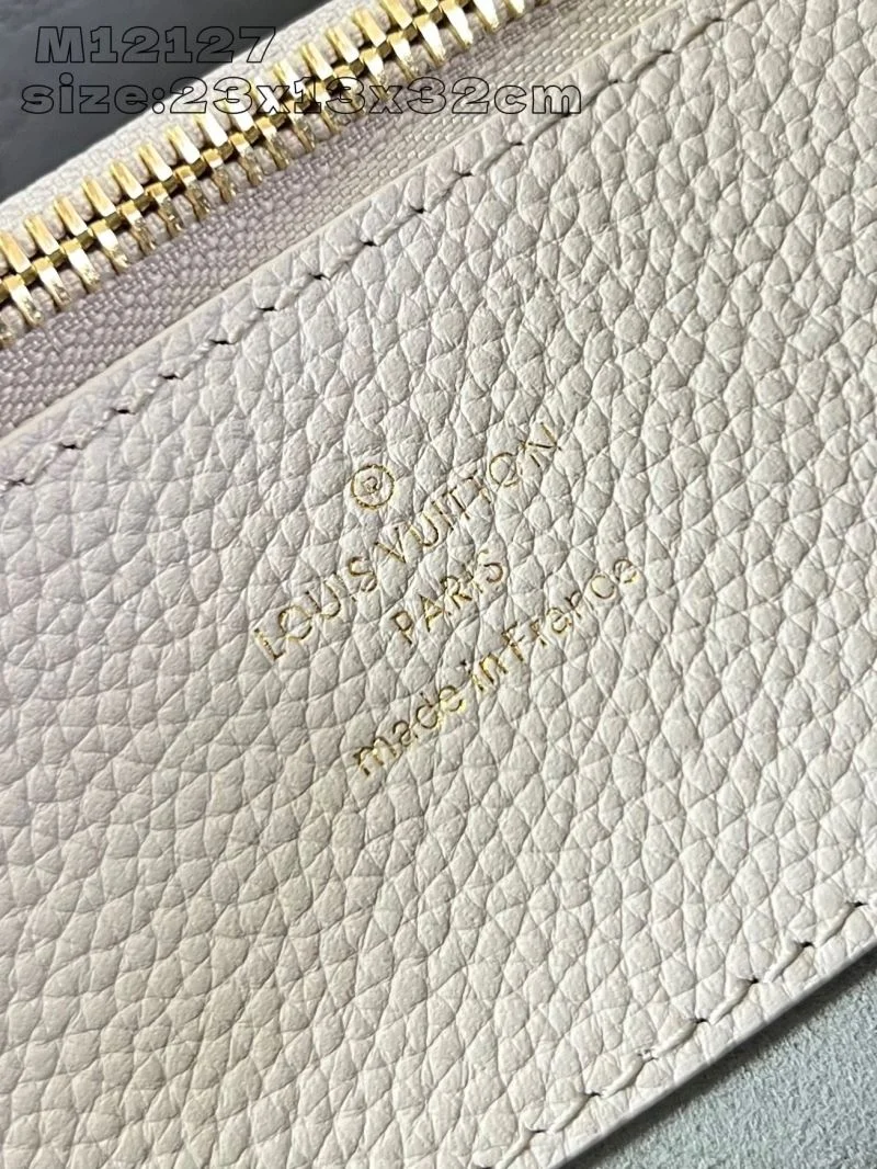 Louis Vuitton Bucket Bags Sleek 41455