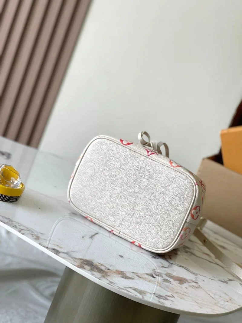 Louis Vuitton Bucket Bags Durable 41417