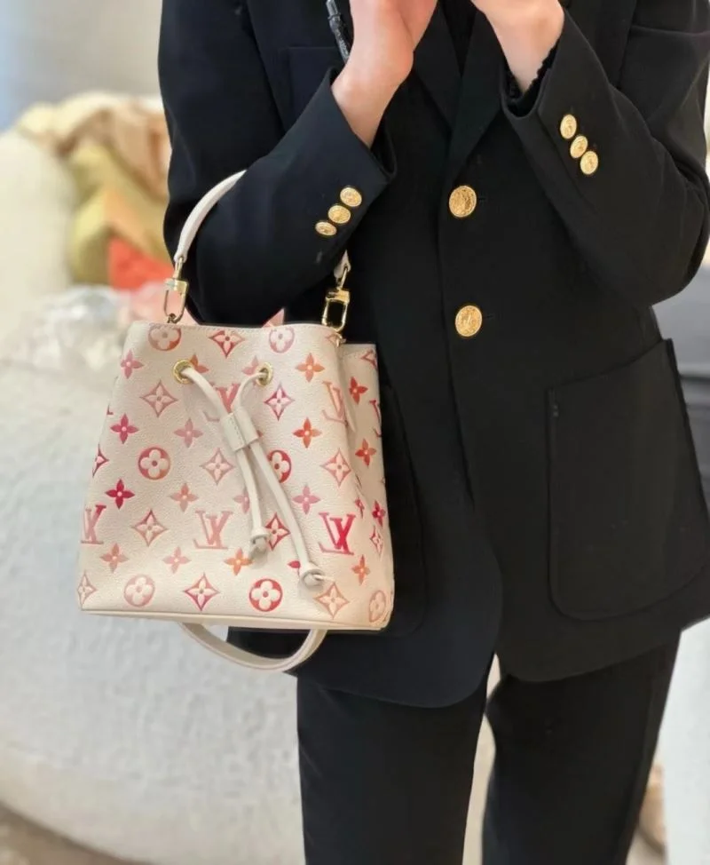 Louis Vuitton Bucket Bags Durable 41417