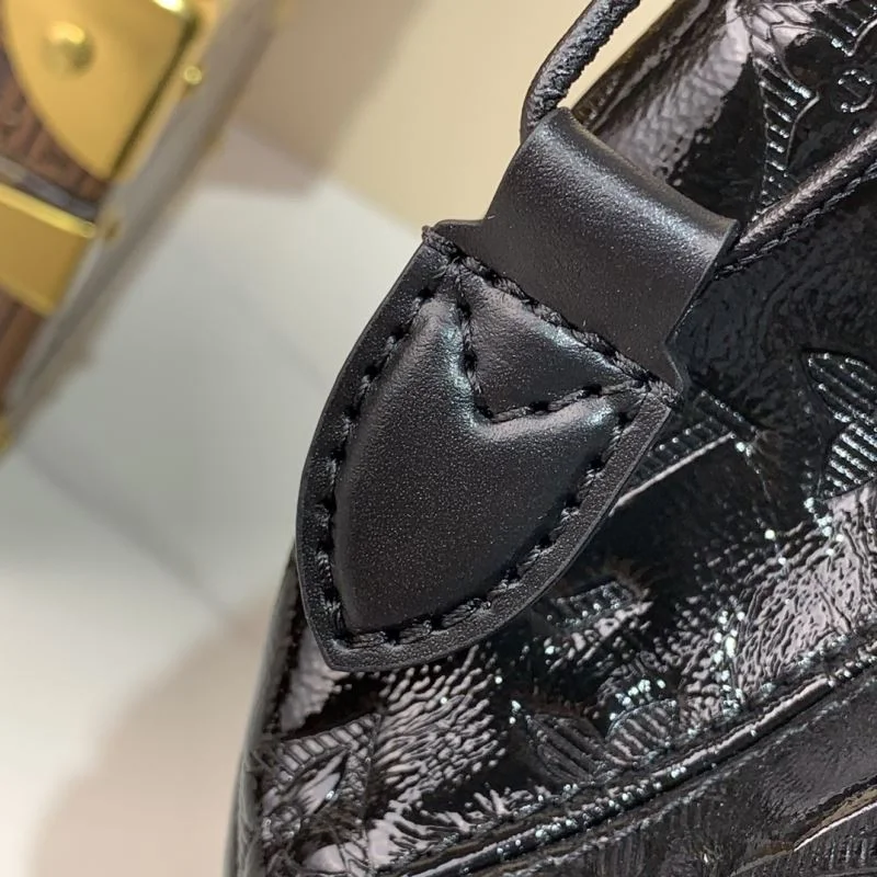 Affordable Louis Vuitton Bucket Bags 41411
