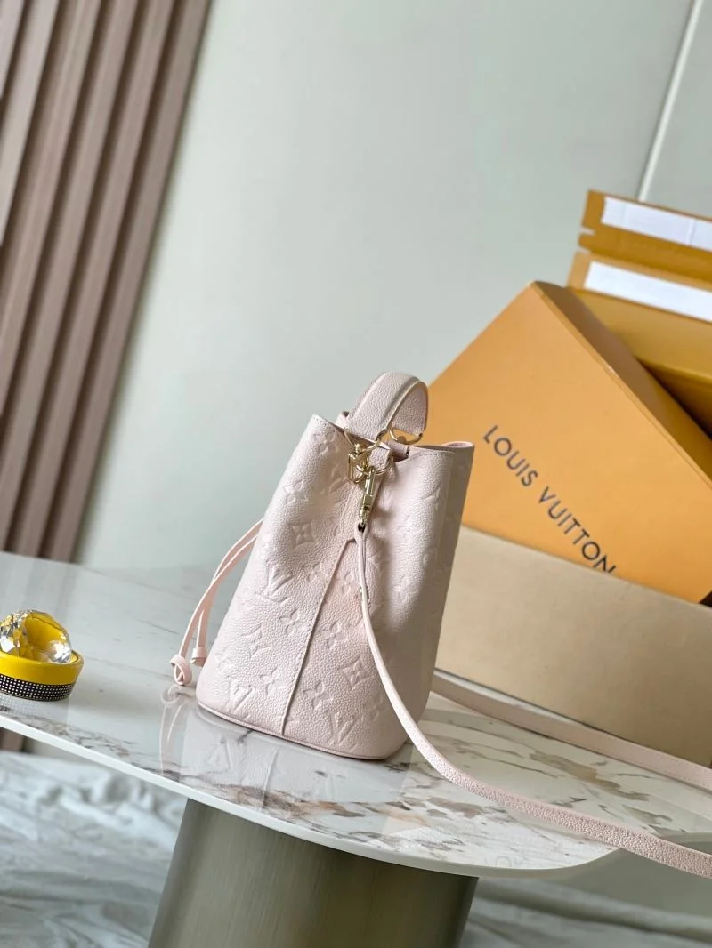 Stylish Louis Vuitton Bucket Bags 41406