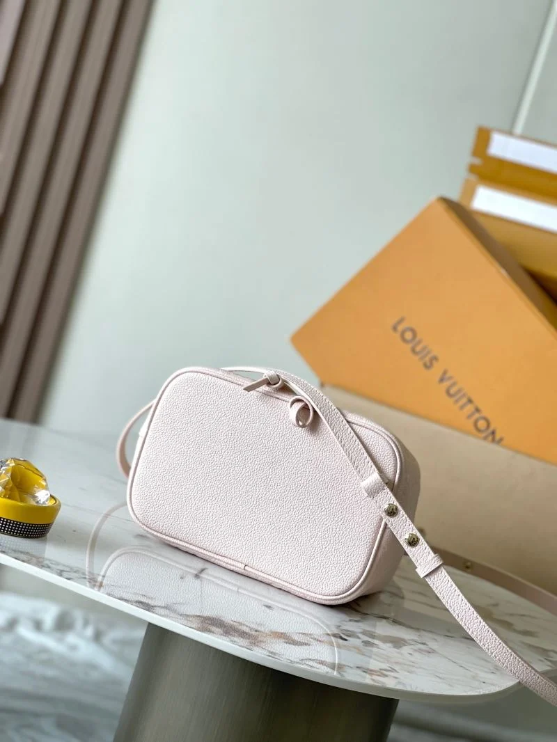 Stylish Louis Vuitton Bucket Bags 41406