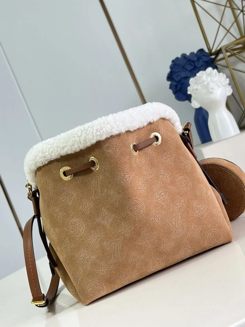 Louis Vuitton Bucket Bags Durable 41398