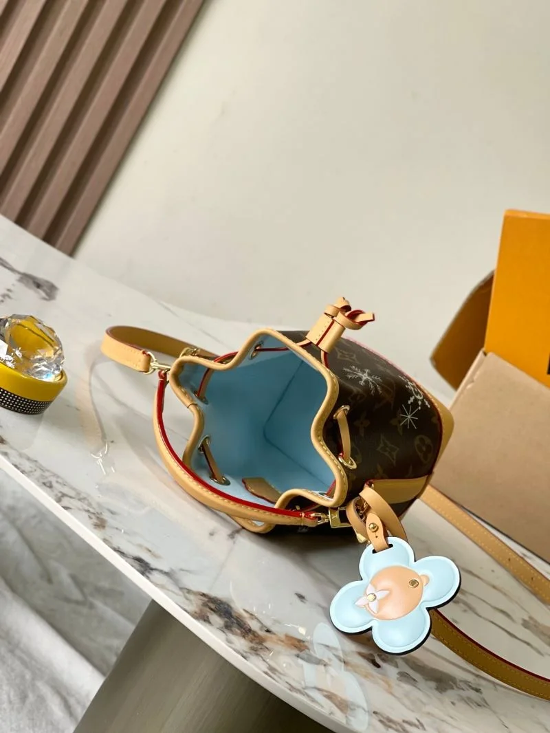Louis Vuitton Bucket Bags Supportive 41409