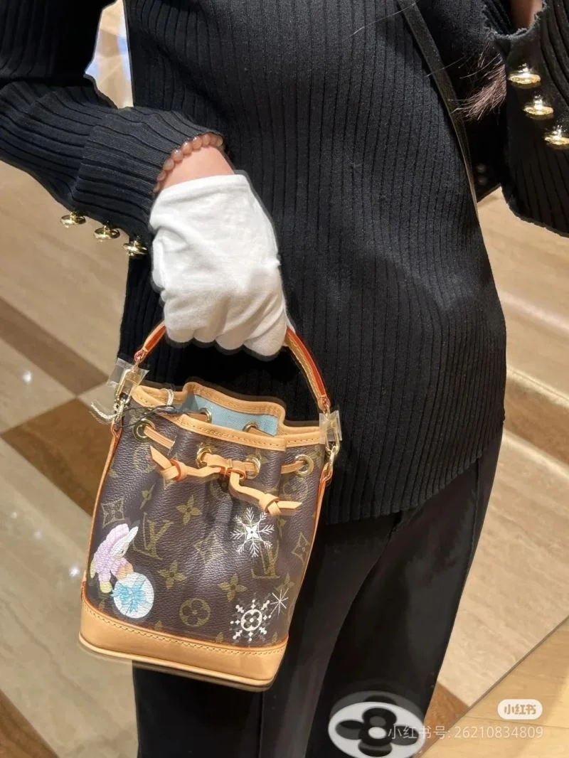 Louis Vuitton Bucket Bags Supportive 41409