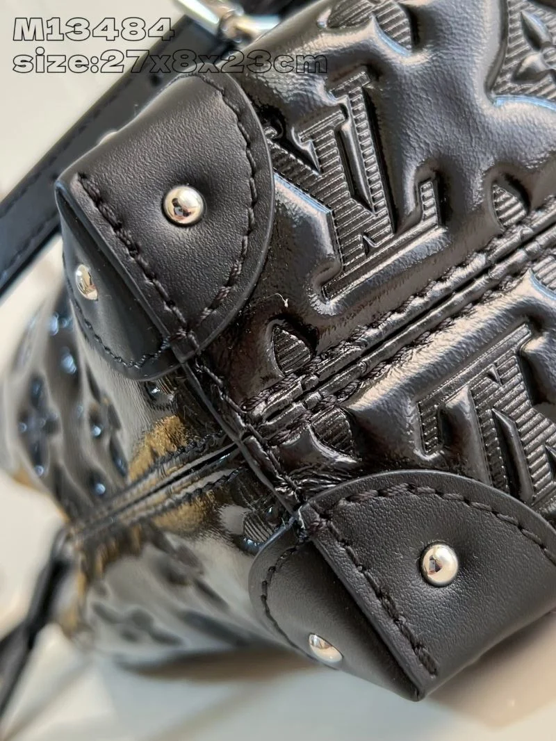 TechFriendly Louis Vuitton Bucket Bags 41397