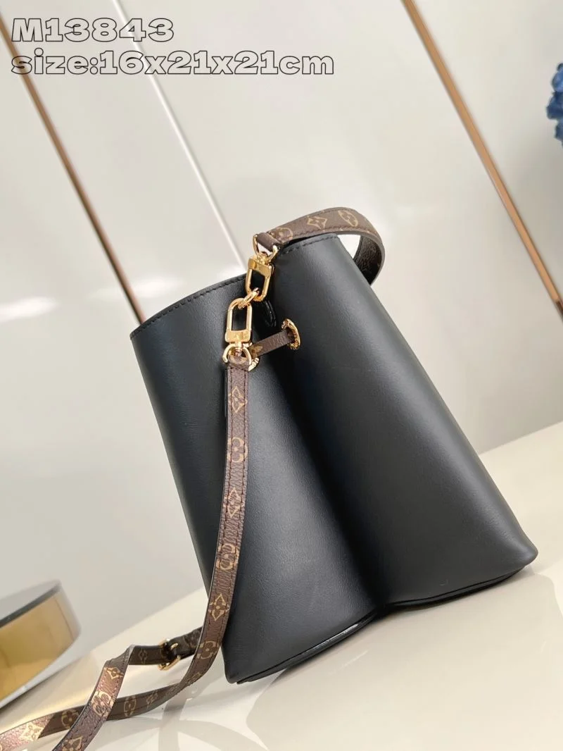 SmoothTexture Louis Vuitton Bucket Bags 41403
