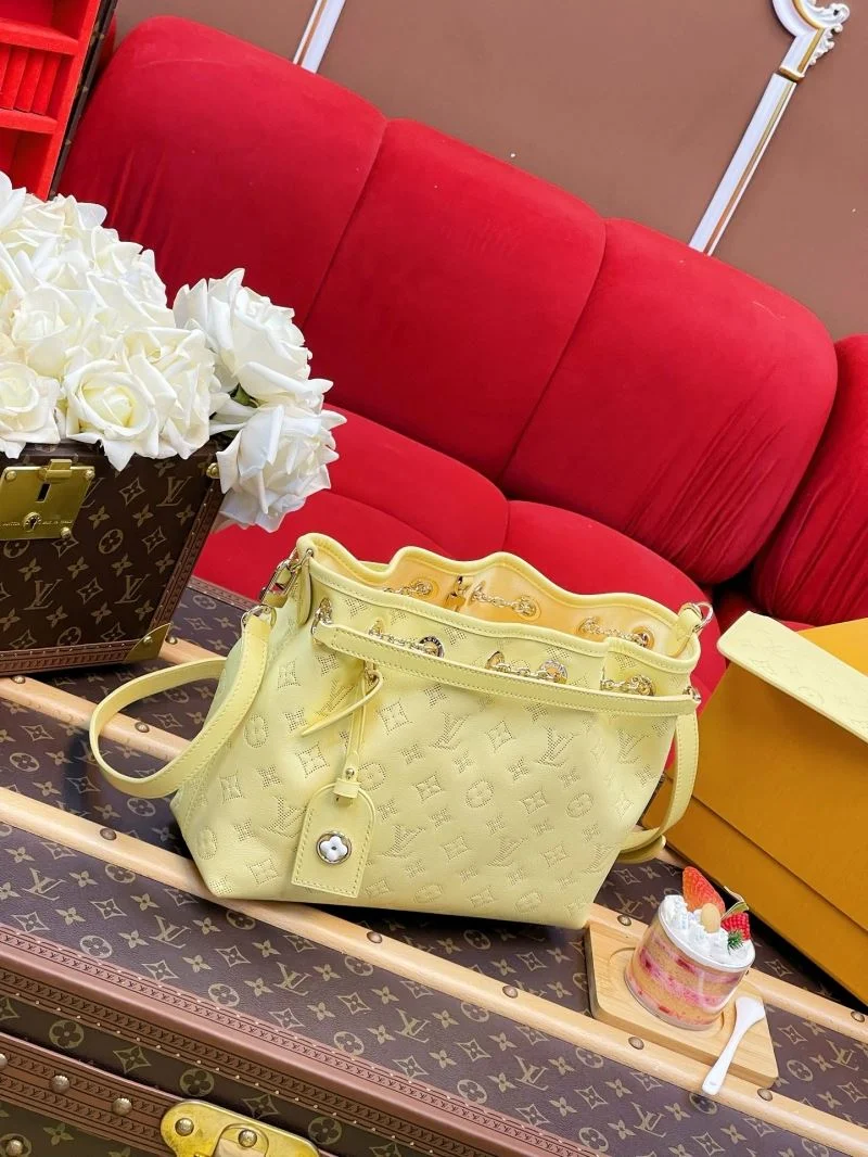 HighQuality Louis Vuitton Bucket Bags 40801