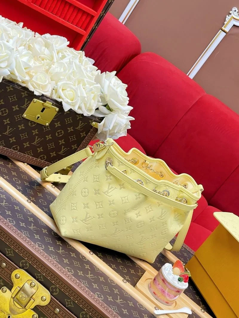 HighQuality Louis Vuitton Bucket Bags 40801
