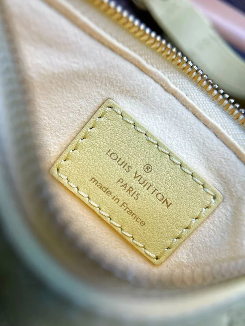 HighQuality Louis Vuitton Bucket Bags 40801