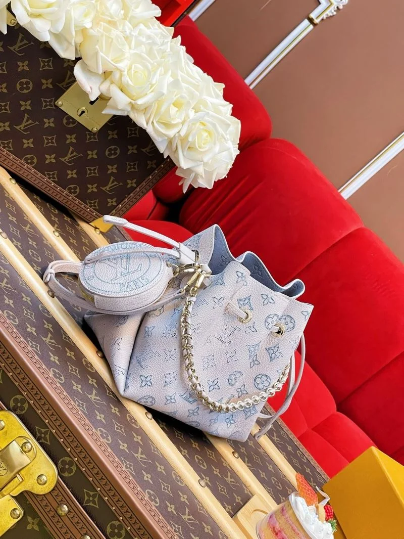 Youthful Louis Vuitton Bucket Bags 40800