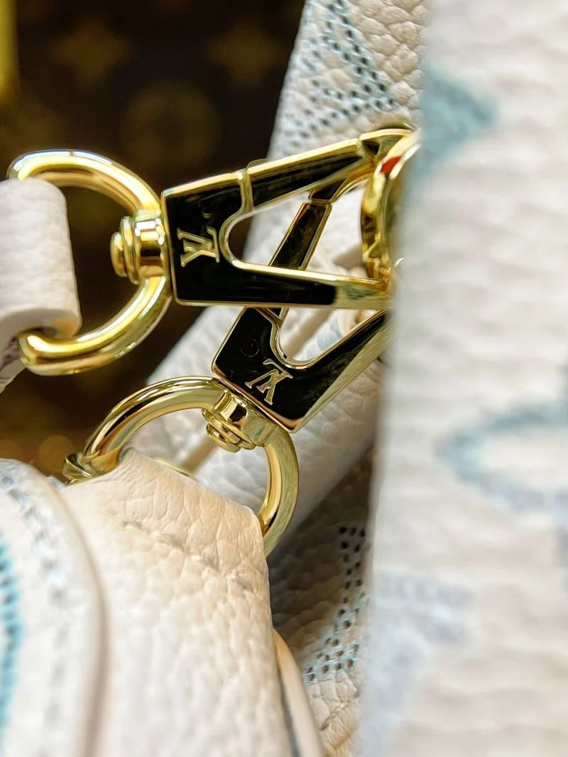 Youthful Louis Vuitton Bucket Bags 40800