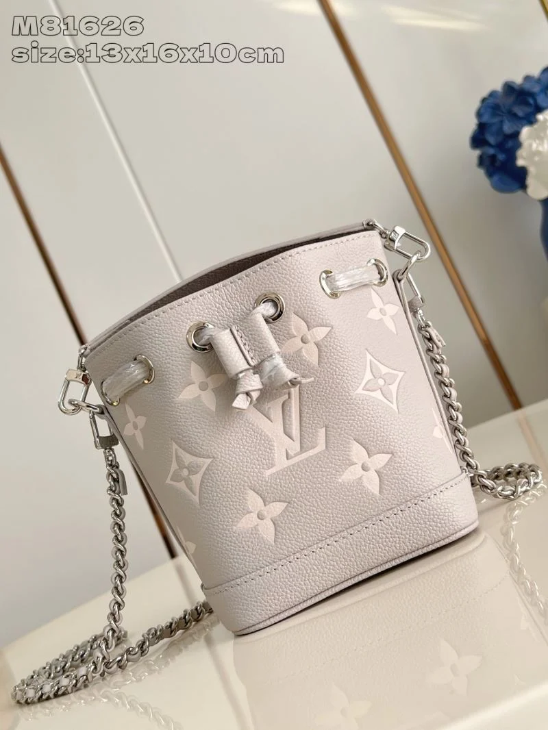 Effortless Louis Vuitton Bucket Bags 40750