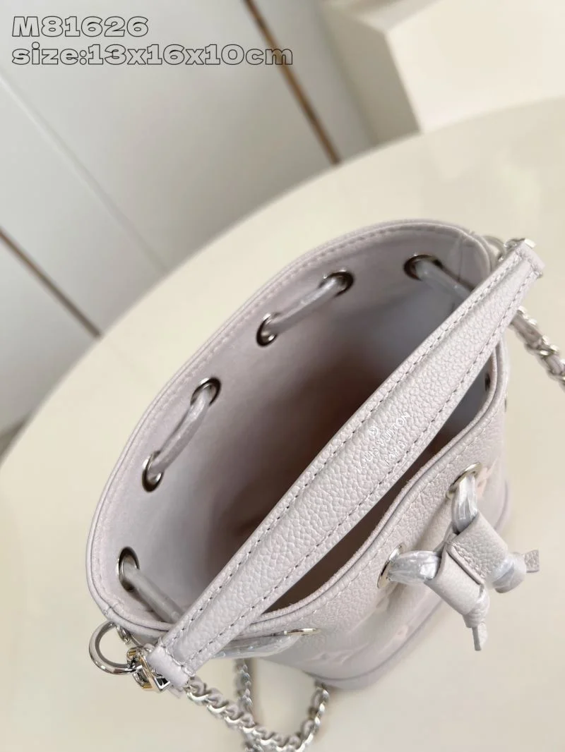Effortless Louis Vuitton Bucket Bags 40750