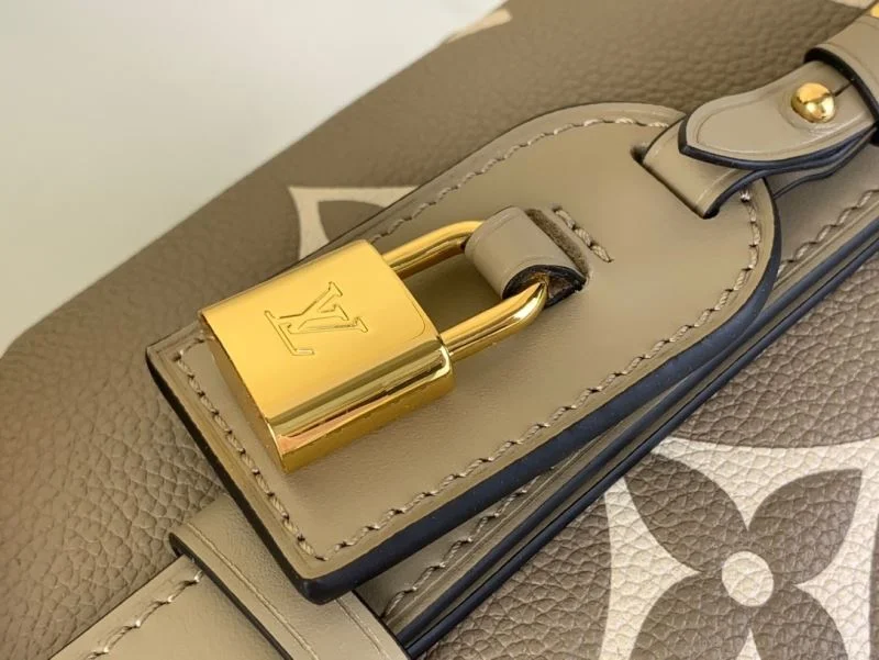 RelaxedFit Louis Vuitton Bucket Bags 40749