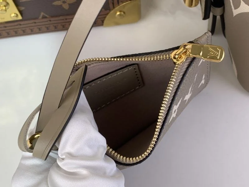 RelaxedFit Louis Vuitton Bucket Bags 40749