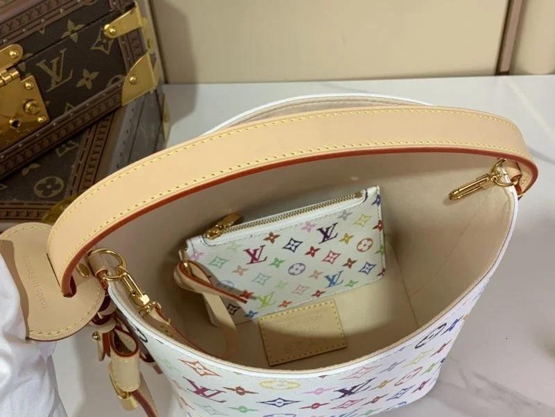 Modern Louis Vuitton Bucket Bags 40756