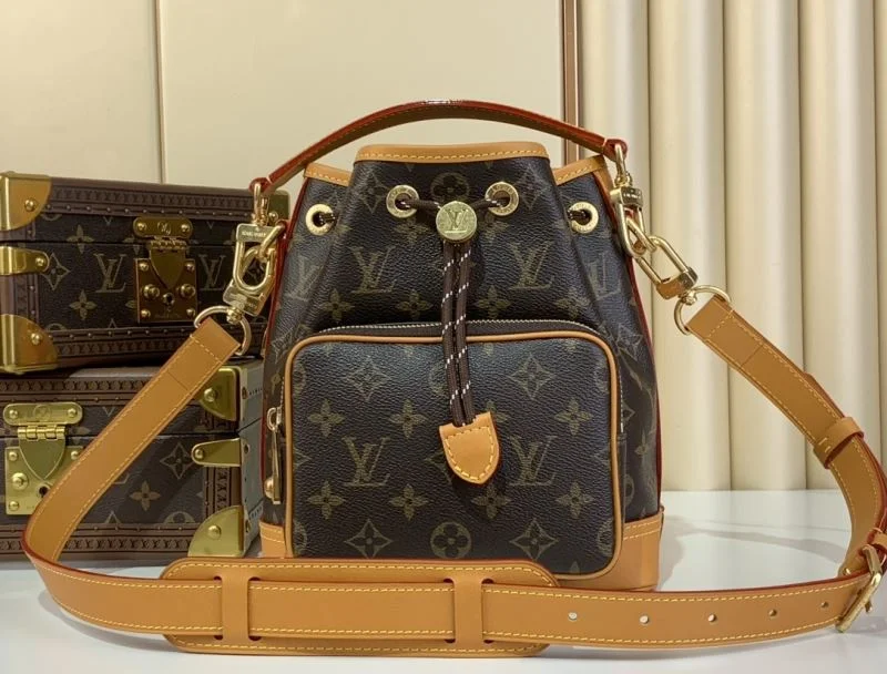 Youthful Louis Vuitton Bucket Bags 40745