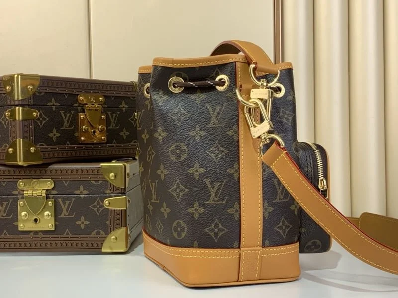Youthful Louis Vuitton Bucket Bags 40745