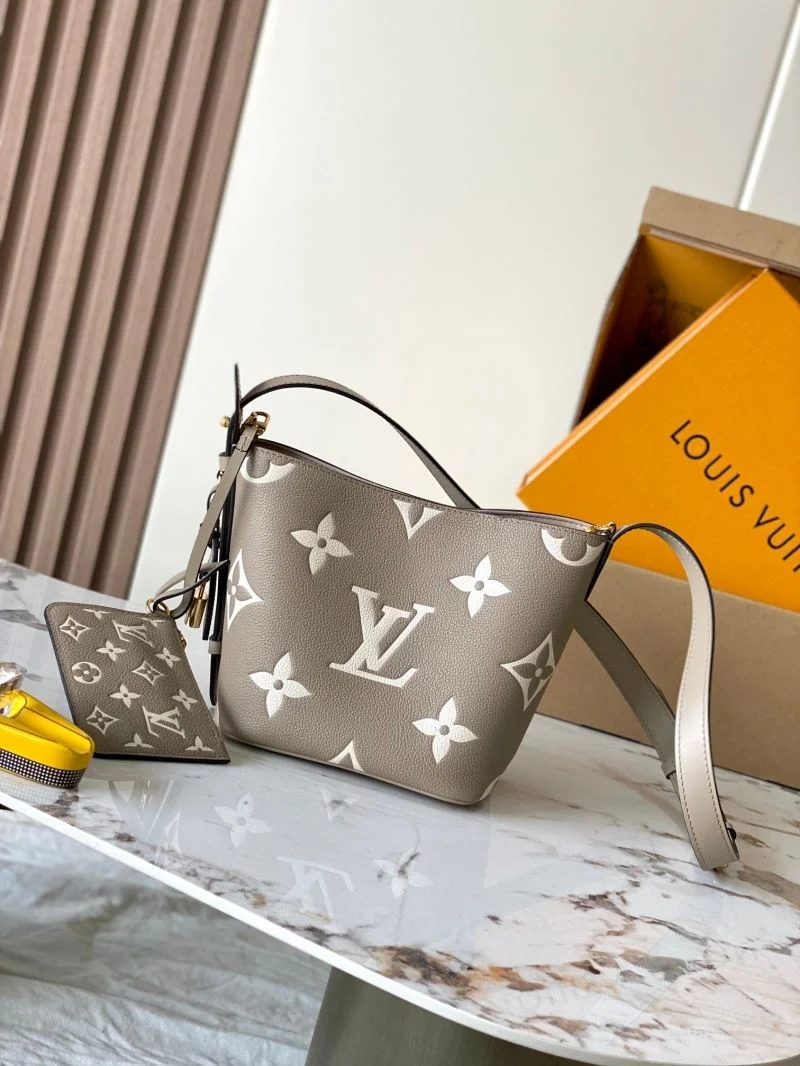 Louis Vuitton Bucket Bags Youthful 40753