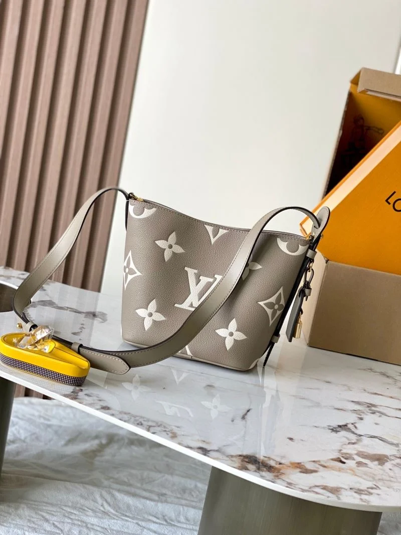 Louis Vuitton Bucket Bags Youthful 40753
