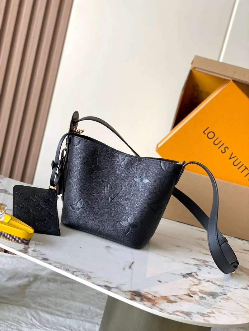 Louis Vuitton Bucket Bags StreetReady 40744