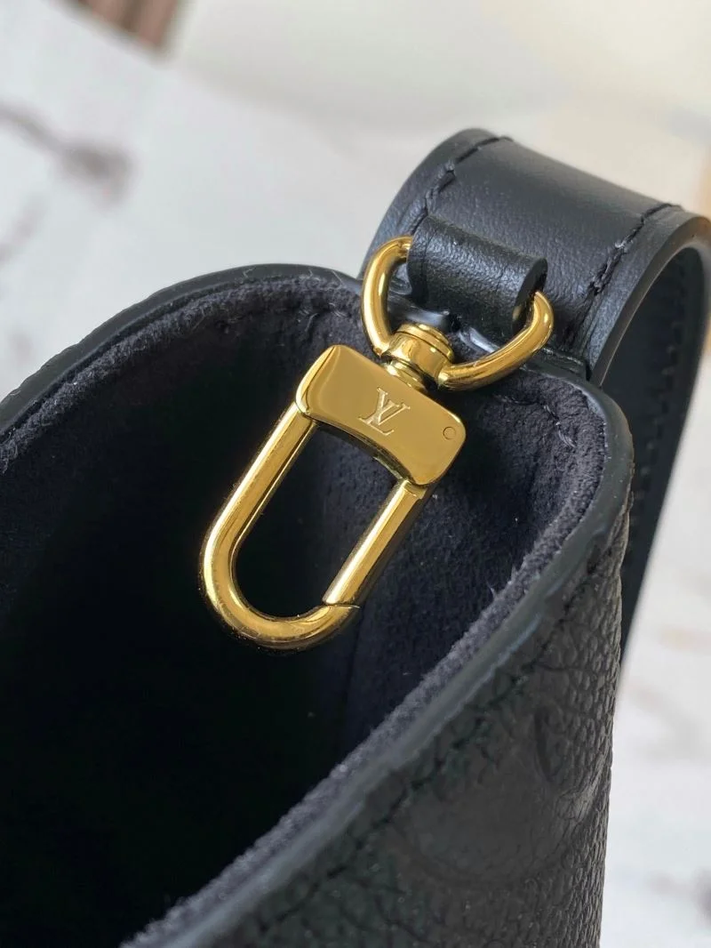 Louis Vuitton Bucket Bags StreetReady 40744