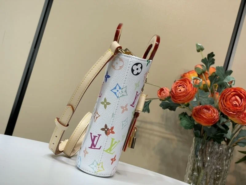 Flexible Louis Vuitton Bucket Bags 40742