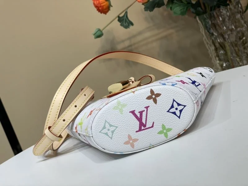 Flexible Louis Vuitton Bucket Bags 40742
